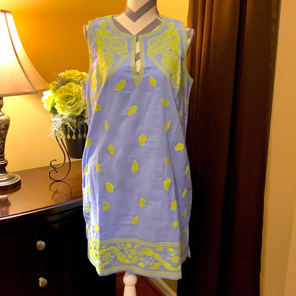 NWT Sleeveless Dress with POCKETS! 😀